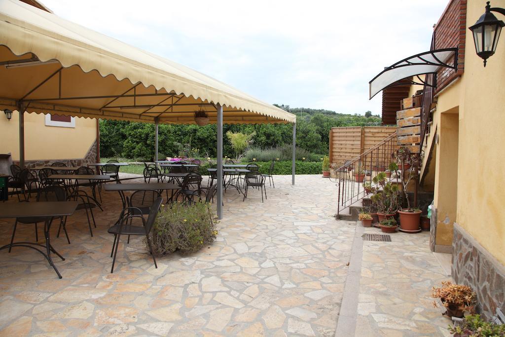 Il Giardino Del Sole Villa Agnone Bagni Exterior photo