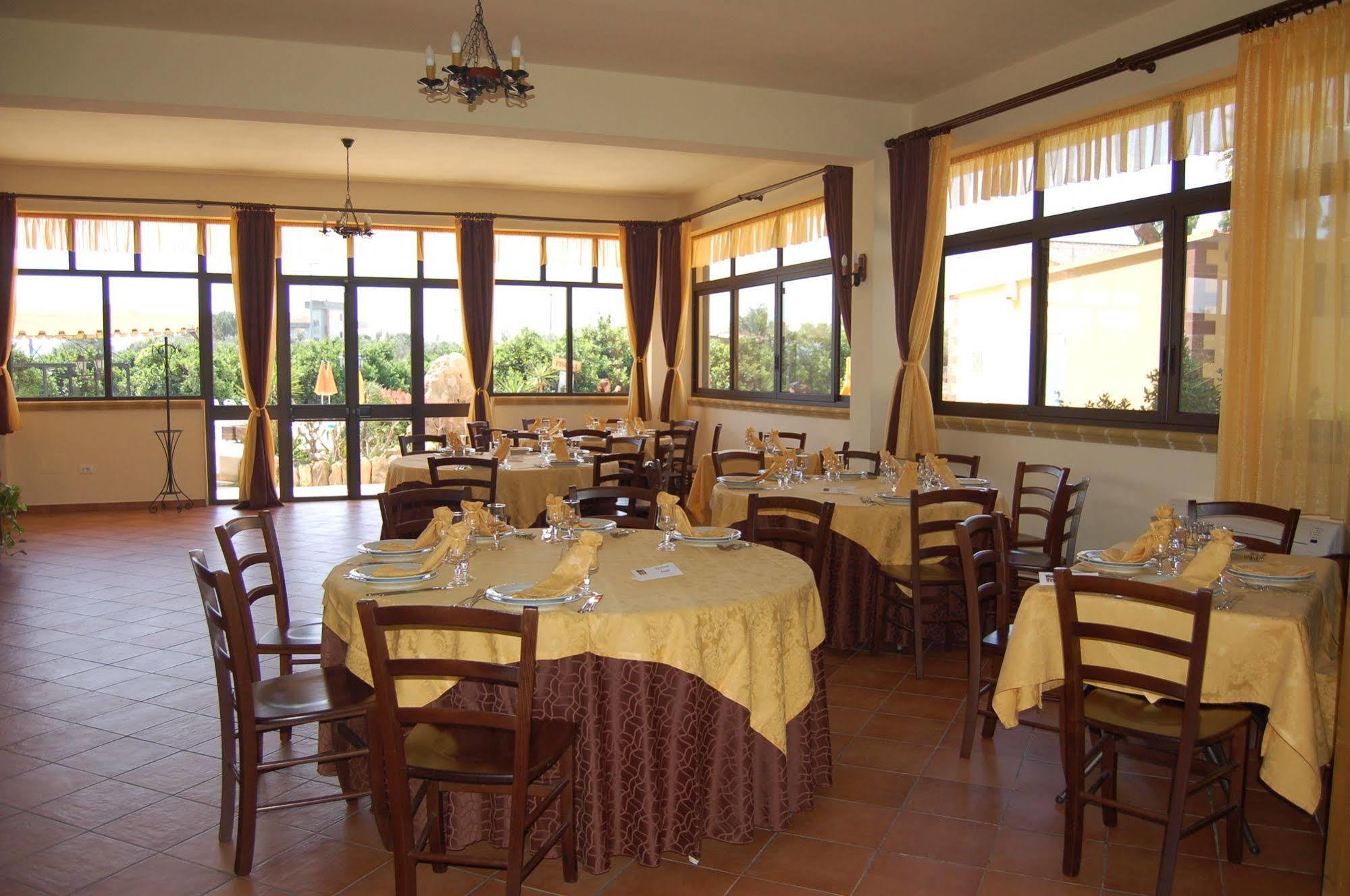 Il Giardino Del Sole Villa Agnone Bagni Exterior photo